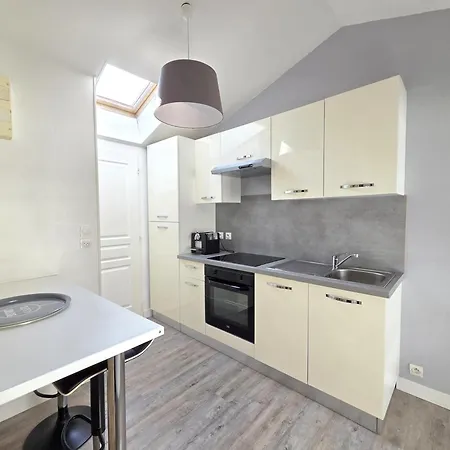 Lilas Cosy Et Lumineux Apartman